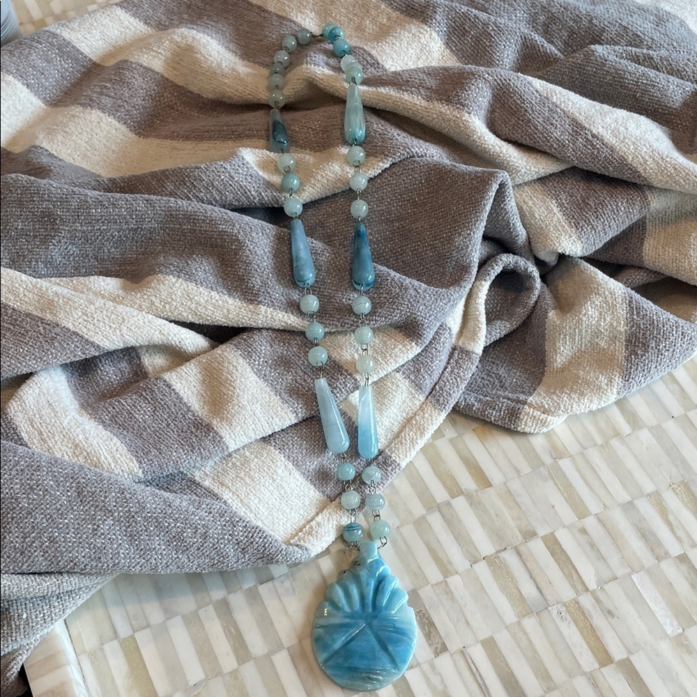Blue stone bead Necklace with carved Shell Pendant(bw)